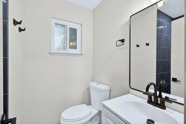 $699,900 | 4548 Wellesly Way, Sacramento, CA 95841