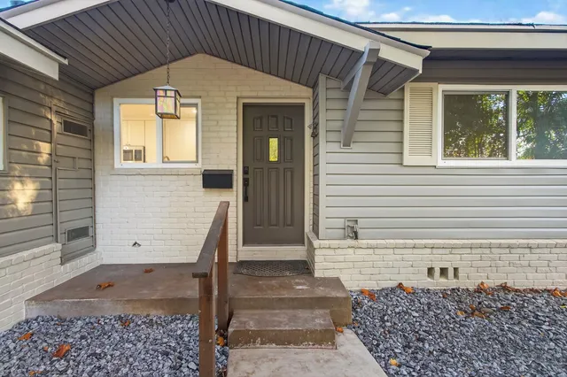 $699,900 | 4548 Wellesly Way, Sacramento, CA 95841