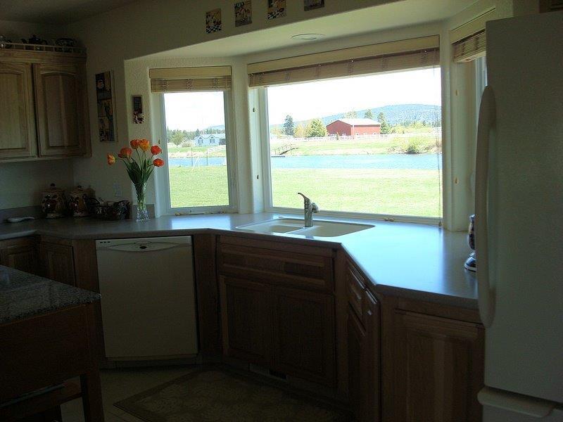32207 Modoc Point Road Chiloquin, OR 97624 - Photo 17 of 29 Additional Photo