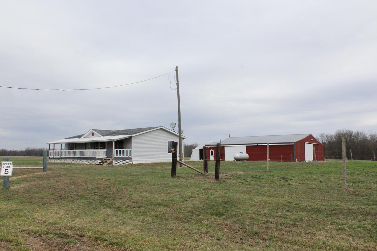 9866 Lilly Pad Road Elberfeld, IN 47613 - Photo 3 of 32