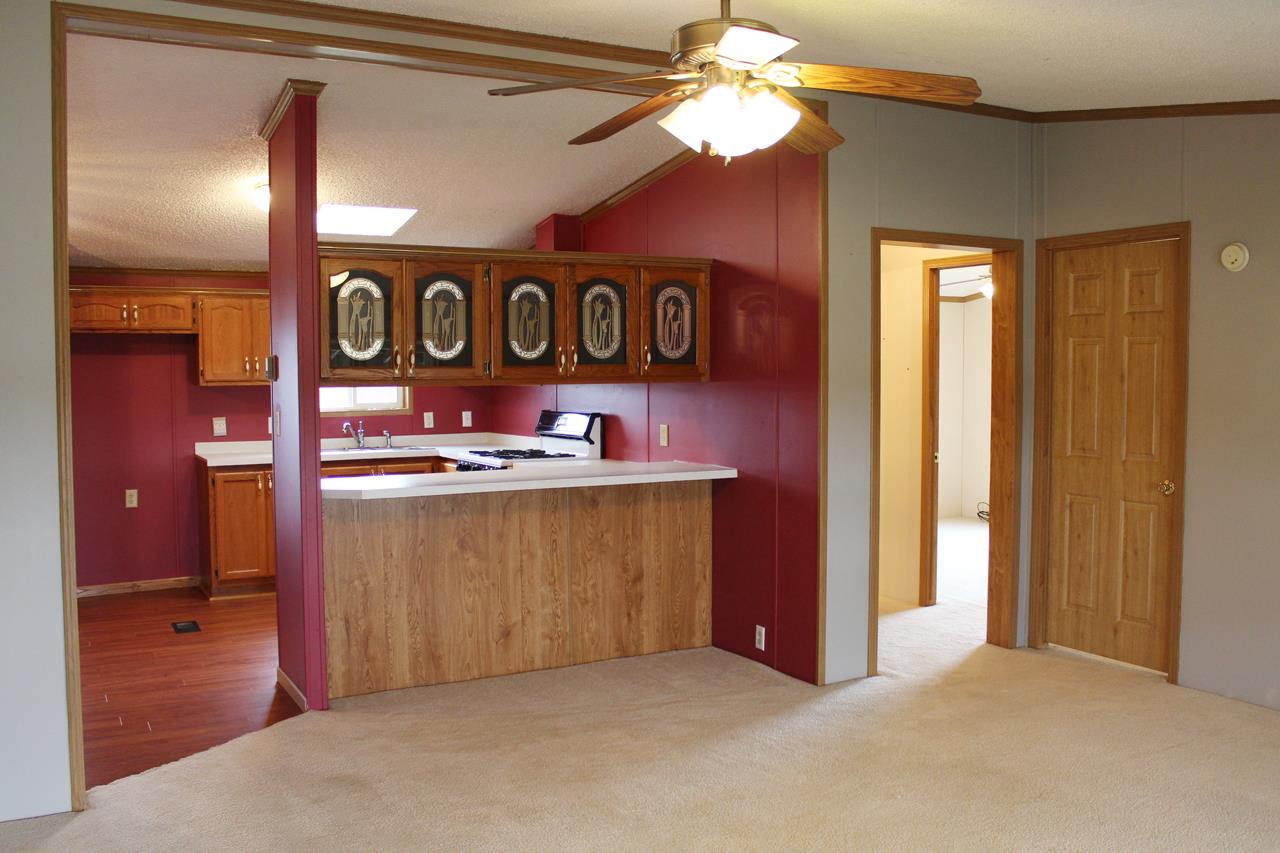 9866 Lilly Pad Road Elberfeld, IN 47613 - Photo 5 of 32