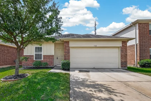 $249,000 | 7510 Foxwaithe Lane, Humble, TX 77338
