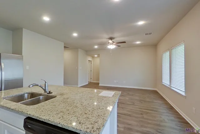 $1,745 | Undisclosed Address, Lafayette, LA 70507