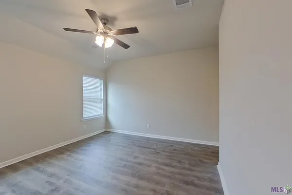 $1,645 | 206 Yardley Court, Lafayette, LA 70507