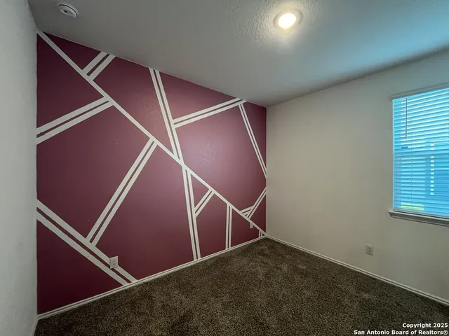 $1,695 | 13249 Hagerd Loop Street, St. Hedwig, TX 78152