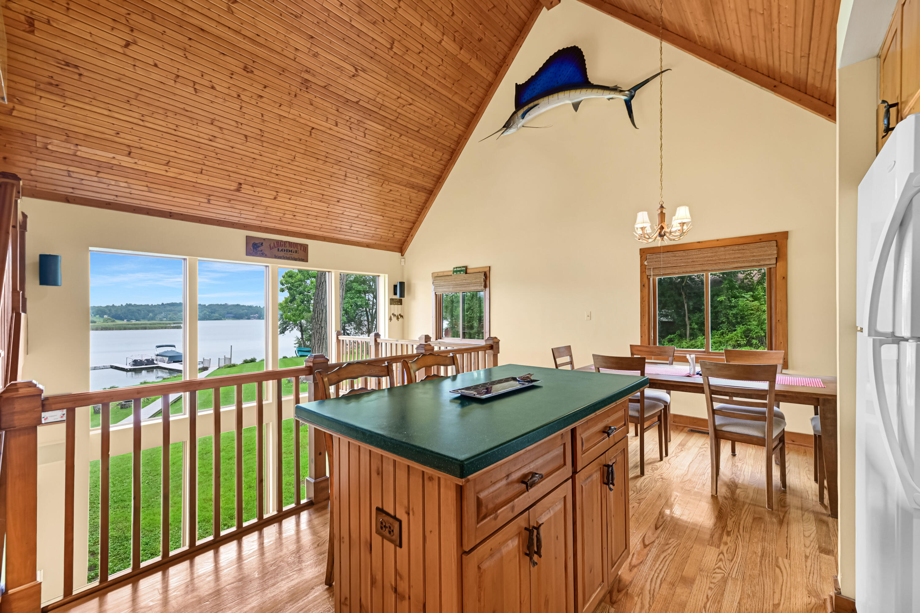 N6993 Oakwood Road Richmond, WI 53190 - Photo 15 of 37 DSC_1 (8)