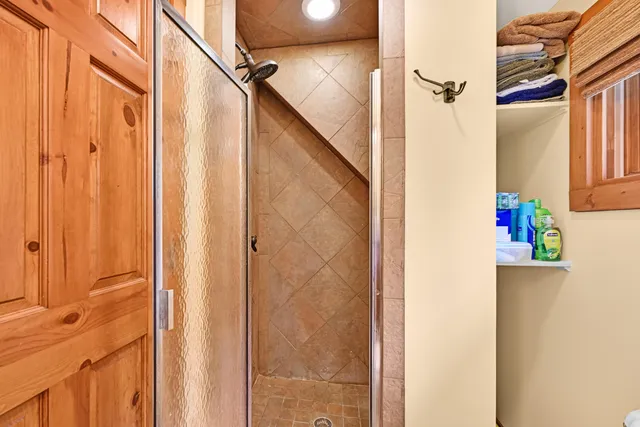 $1,435,000 | N6993 Oakwood Road, Richmond, WI 53190