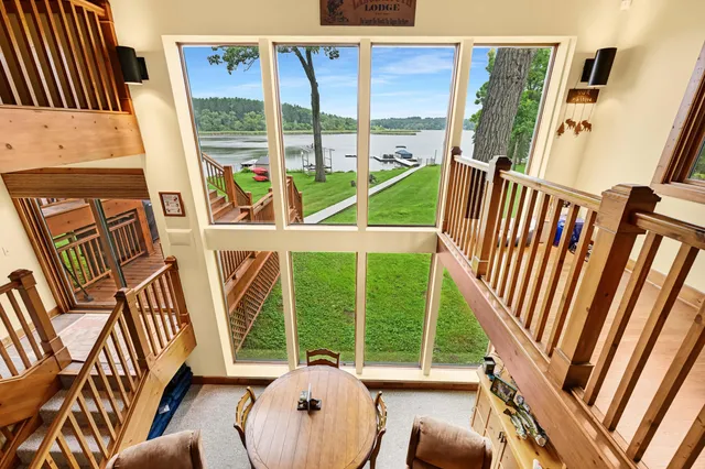 $1,435,000 | N6993 Oakwood Road, Richmond, WI 53190