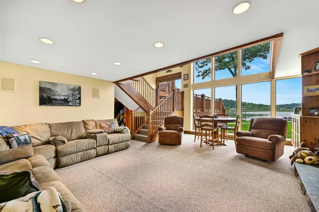 $1,435,000 | N6993 Oakwood Road, Richmond, WI 53190