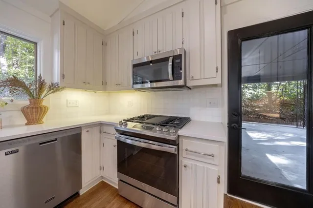 $1,450,000 | 922 Barton Woods Road Northeast, Atlanta, GA 30307