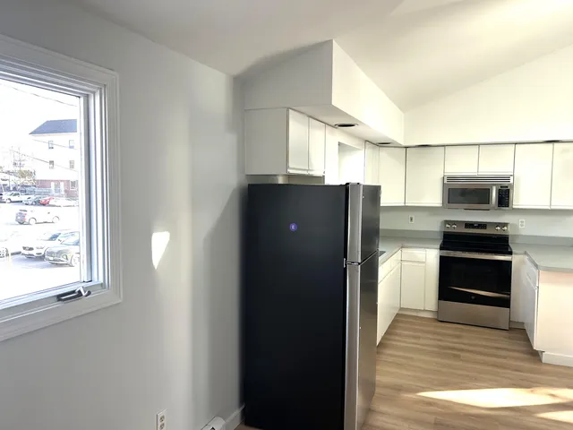 $1,725 | 5 Swain Court, Unit 11, Hampton, NH 03842