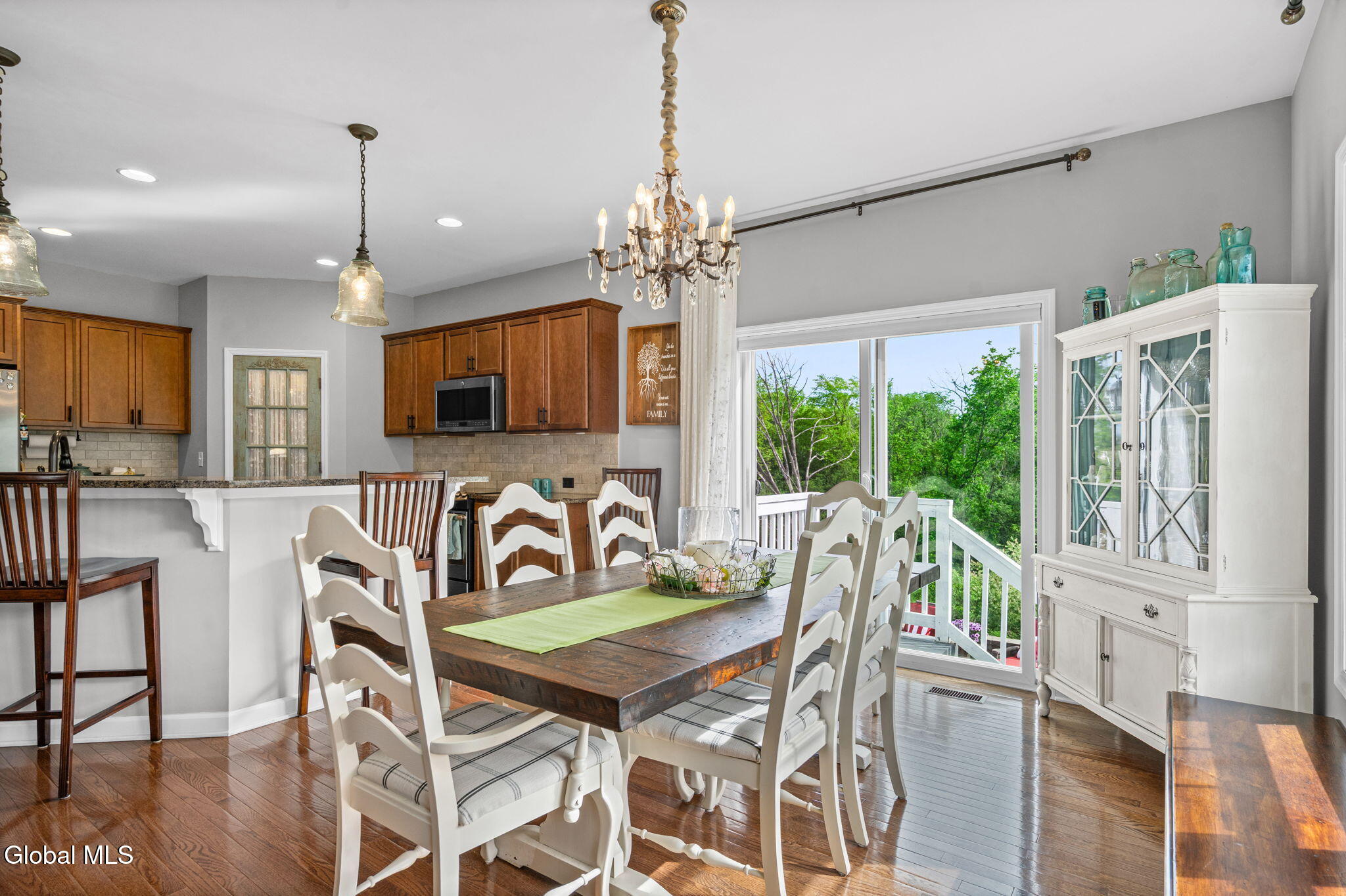 5 Rosemore Place Halfmoon, NY 12118 - Photo 11 of 38 10-web-or-mls-5-rosemore-pl