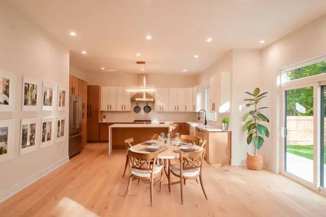 $1,150,000 | 515 East Wilson Avenue, Lombard, IL 60148