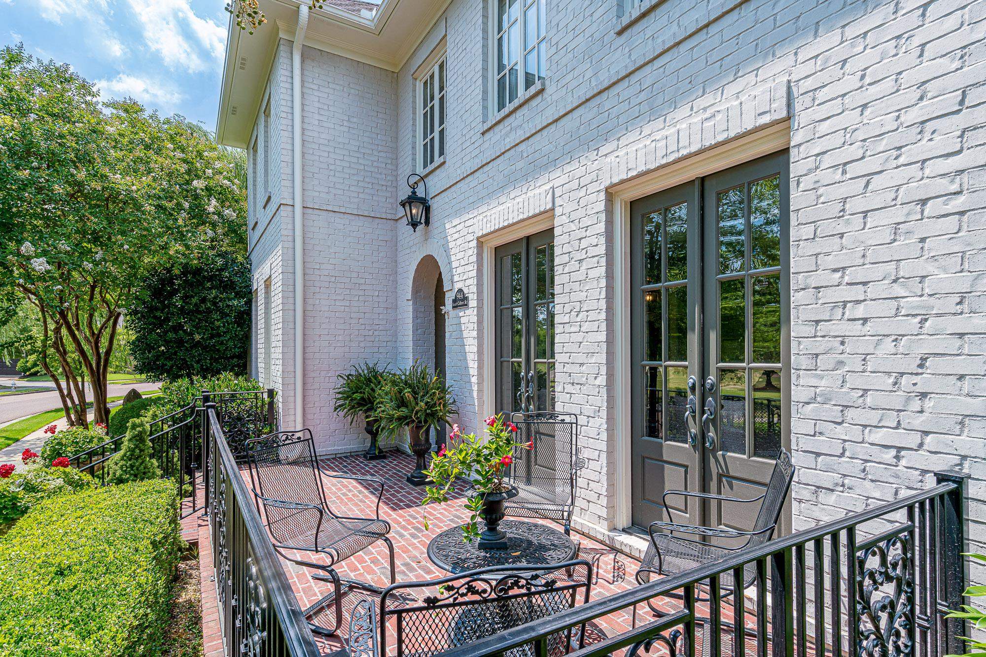 944 Colbert Street South Collierville, TN 38017 - Photo 2 of 25 Gallery Image 2