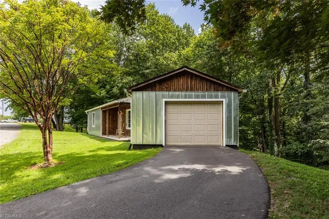 $199,000 | 607 West Pine Circle, Wilkesboro, NC 28697