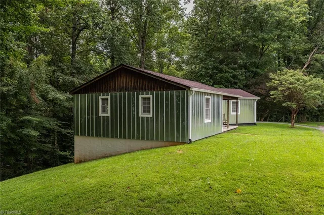 $199,000 | 607 West Pine Circle, Wilkesboro, NC 28697