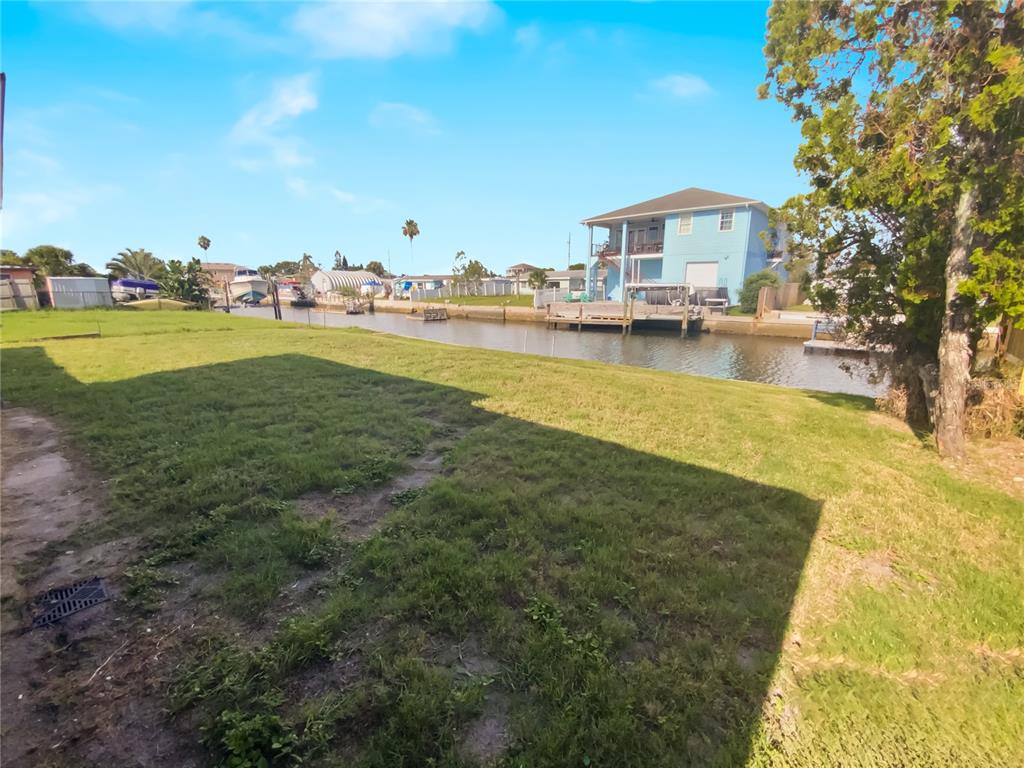 13635 Frances Avenue Hudson, FL 34667 - Photo 11 of 24