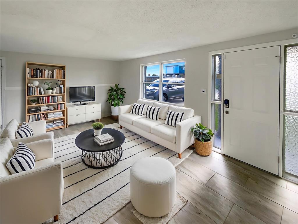 13635 Frances Avenue Hudson, FL 34667 - Photo 2 of 24