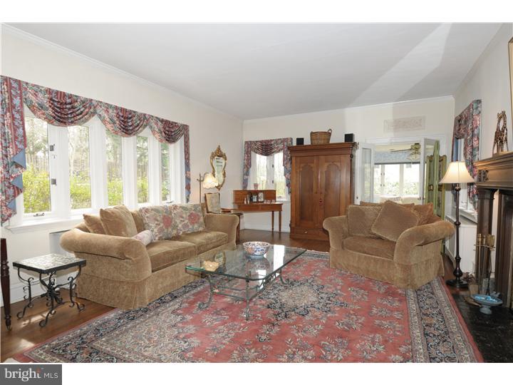 140 Ashwood Road Villanova, PA 19085 - Photo 4 of 9