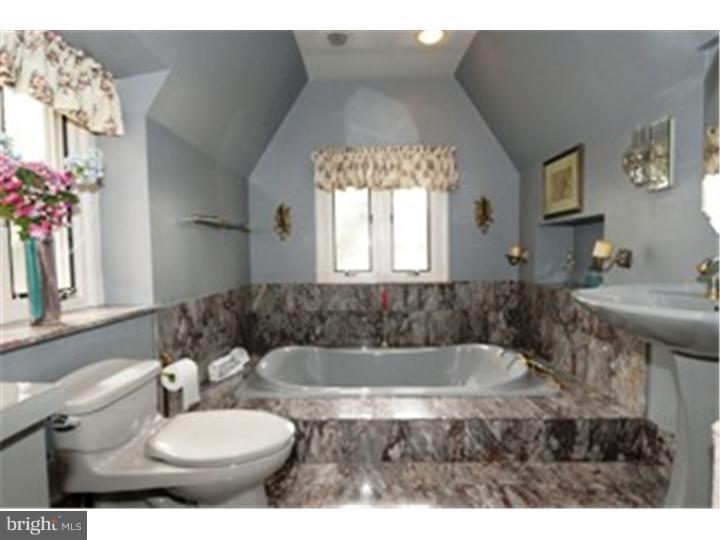 140 Ashwood Road Villanova, PA 19085 - Photo 9 of 9