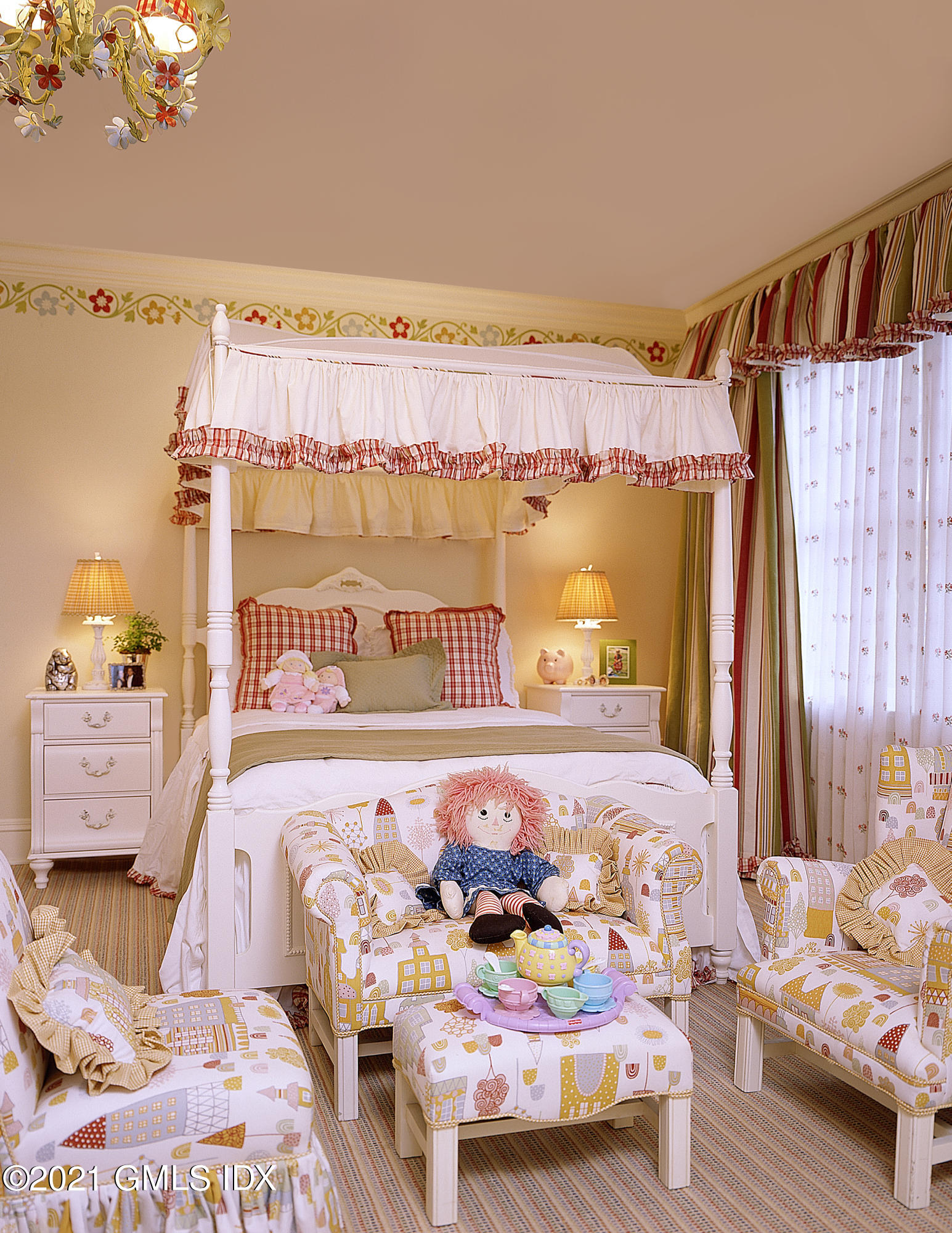 200 Byram Shore Road Greenwich, CT 06830 - Photo 22 of 27 a bedroom with a bed and a window