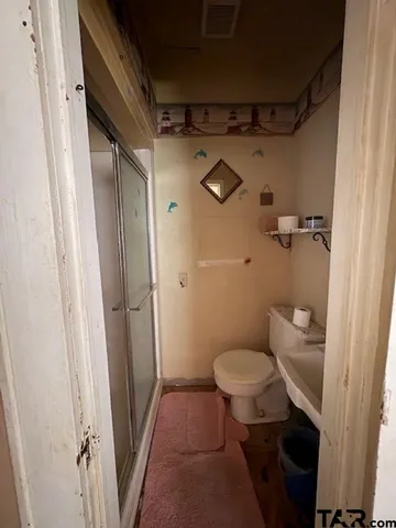 $89,900 | 201 Daingerfield Street, Omaha, TX 75571