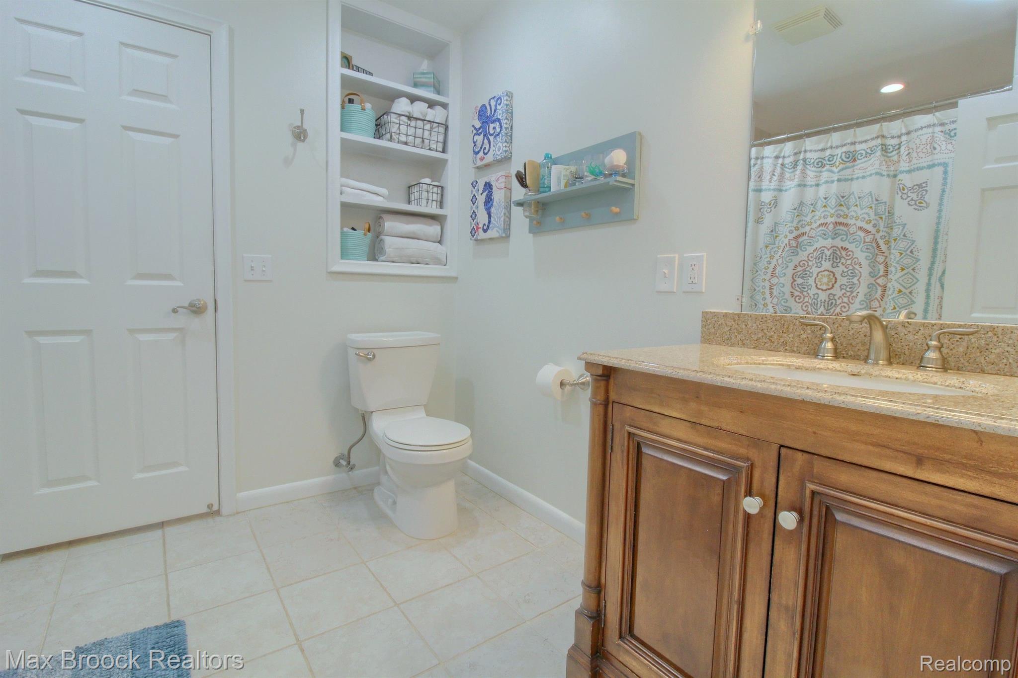 2313 Pembroke Road Birmingham, MI 48009 - Photo 19 of 32 Gallery Image 19