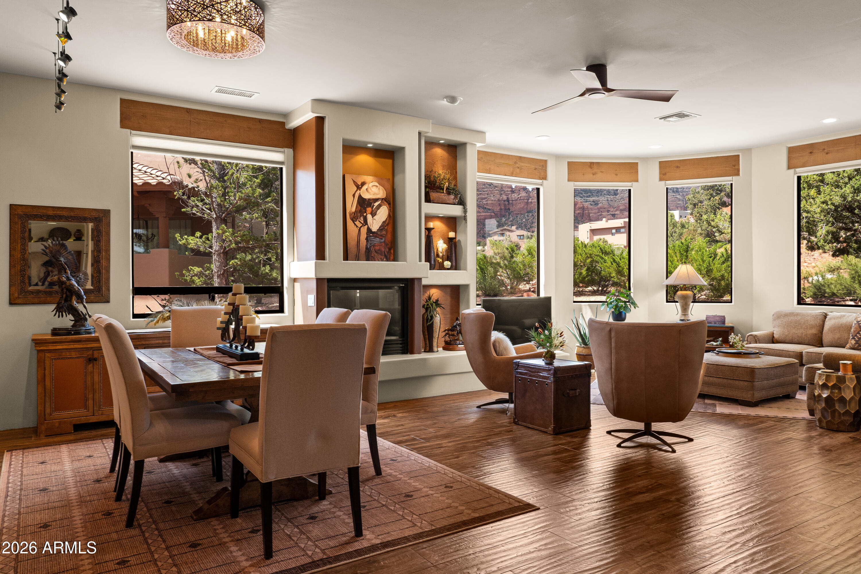 2335 Mule Deer Road Sedona, AZ 86336 - Photo 10 of 50 living/dining room