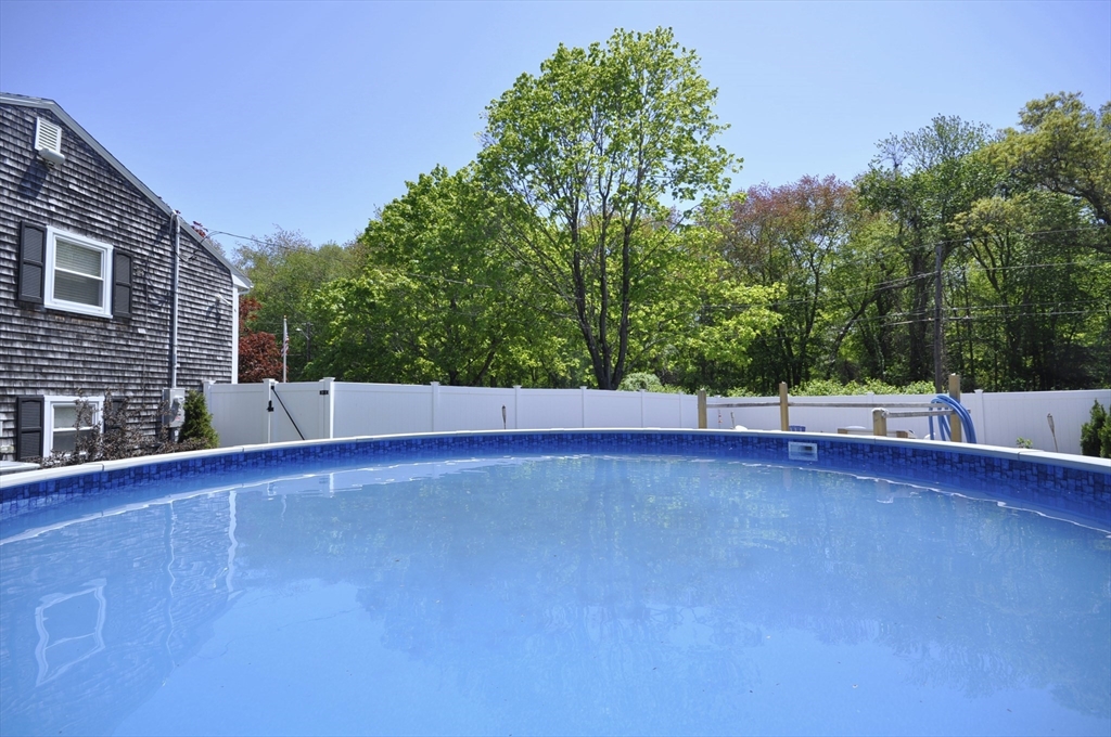 46 Bridle Road Bridgewater, MA 02324 - Photo 32 of 37 Gallery Image 32