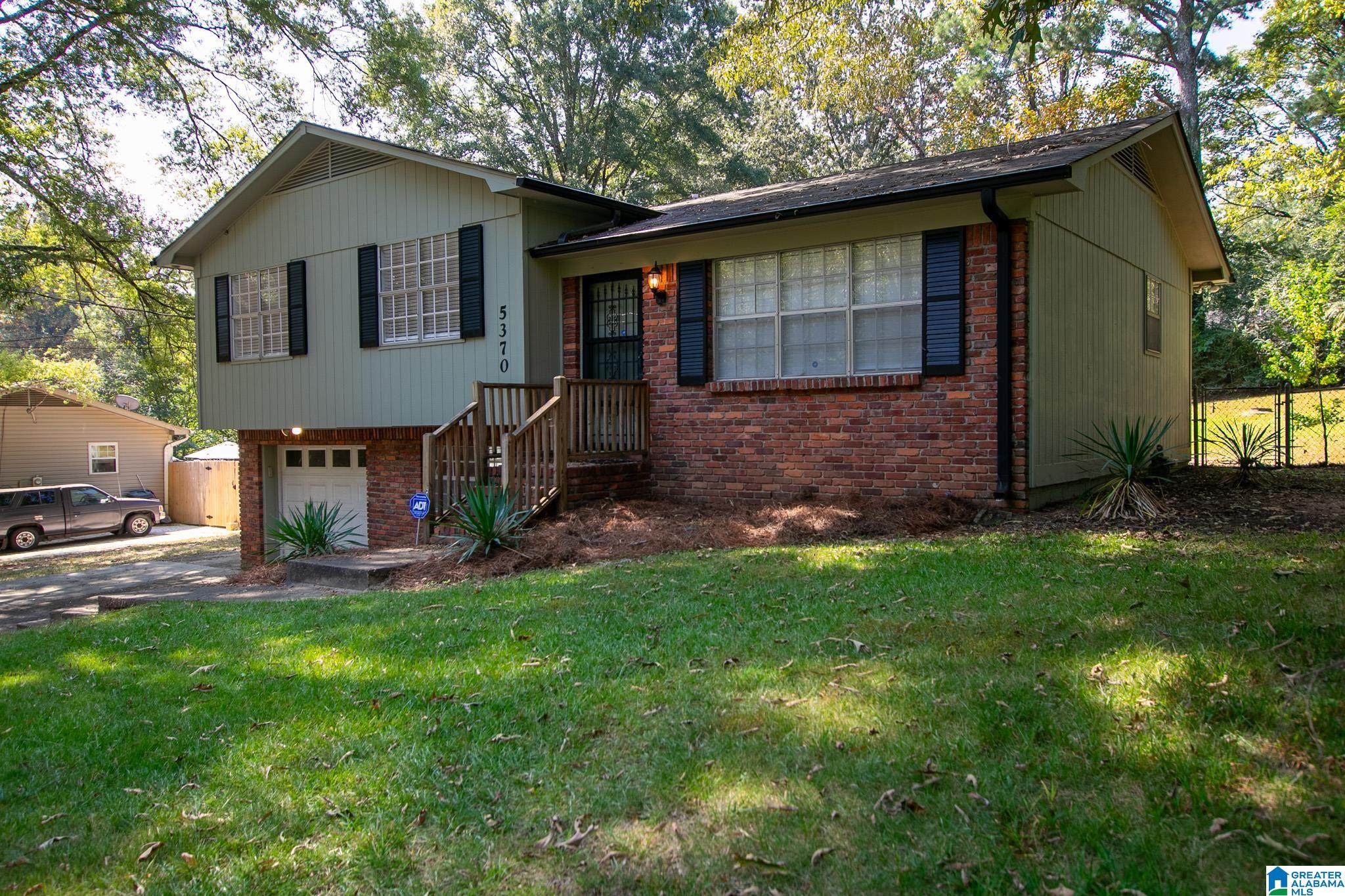 5370 Tyler Loop Road Pinson, AL 35126 - Photo 4 of 27 Gallery Image 4