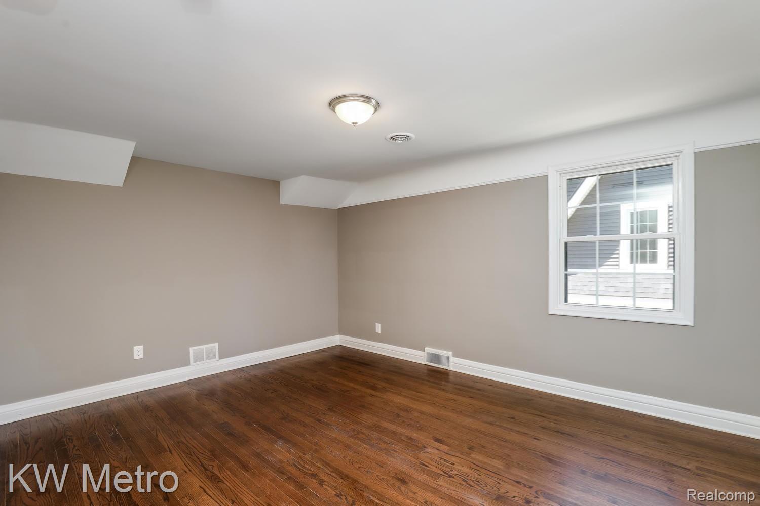 681 Washington Road Grosse Pointe, MI 48230 - Photo 43 of 52 681 Washington Rd Grosse-large-086-088-681 Washington Road Grosse-1500x1000-72dpi.jpg