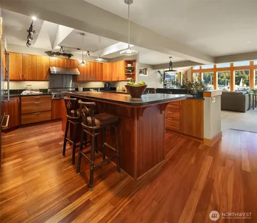 $3,125,000 | 267 Shannon Drive Southeast, Bainbridge Island, WA 98110