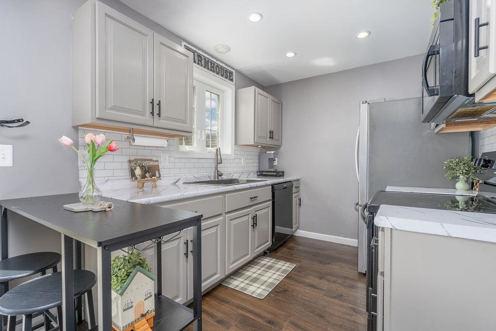 435 Second Crown Point Road Strafford, NH 03884 - Photo 12 of 56
