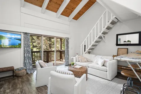 $579,000 | 2755 North Lake Boulevard, Unit 10, Tahoe City, CA 96145