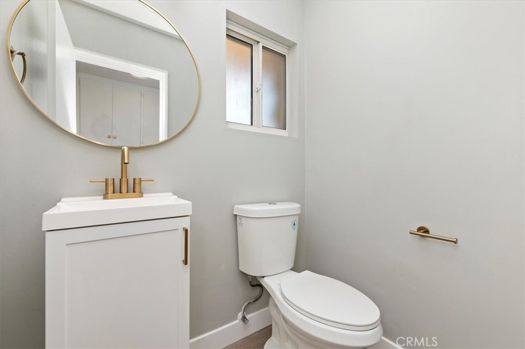 2111 Elsinore Road Riverside, CA 92506 - Photo 27 of 42