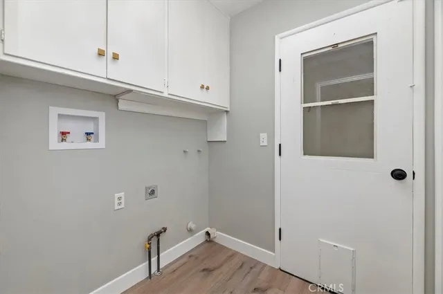 $799,000 | 2111 Elsinore Road, Riverside, CA 92506