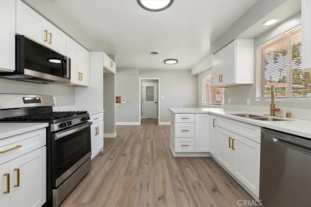 $799,000 | 2111 Elsinore Road, Riverside, CA 92506