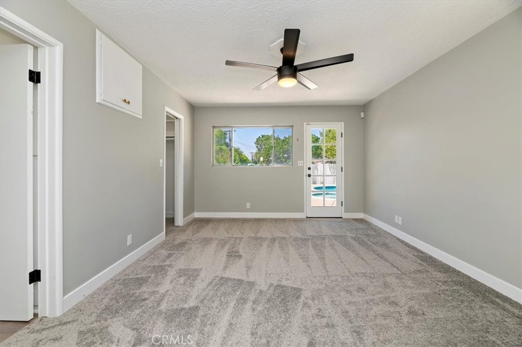 2111 Elsinore Road Riverside, CA 92506 - Photo 34 of 42