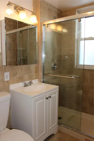 $985,000 | 2973 Harding Avenue | Throgs Neck