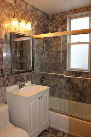 $985,000 | 2973 Harding Avenue | Throgs Neck