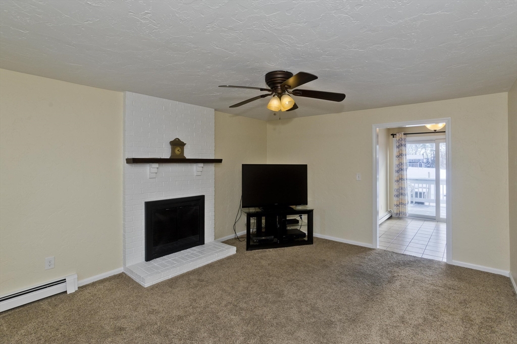 11 Bellingham Road Blackstone, MA 01504 - Photo 11 of 36