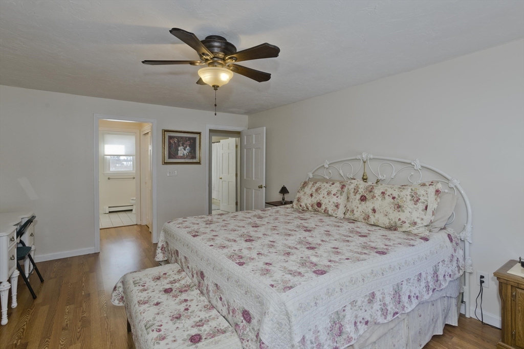 11 Bellingham Road Blackstone, MA 01504 - Photo 22 of 36