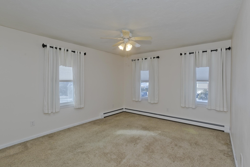 11 Bellingham Road Blackstone, MA 01504 - Photo 24 of 36