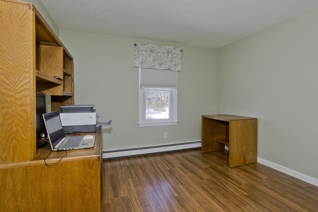 11 Bellingham Road Blackstone, MA 01504 - Photo 29 of 36
