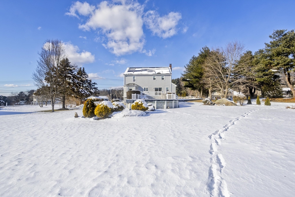 11 Bellingham Road Blackstone, MA 01504 - Photo 32 of 36