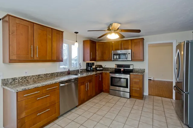 $619,000 | 11 Bellingham Road, Blackstone, MA 01504