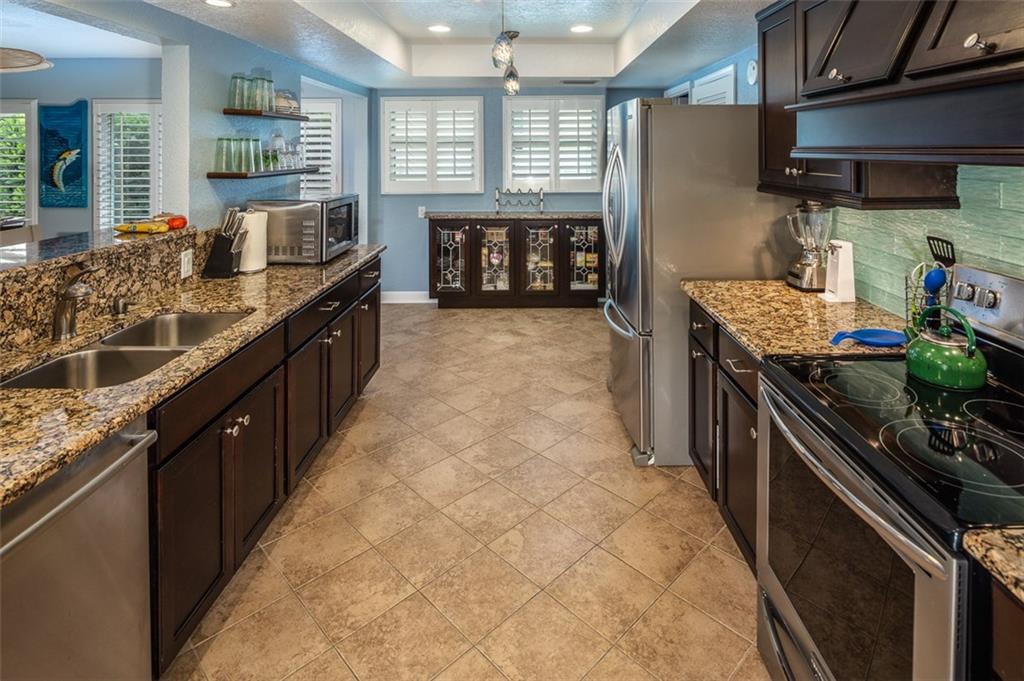 1392 Southwest Seahawk Way Palm City, FL 34990 - Photo 15 of 47