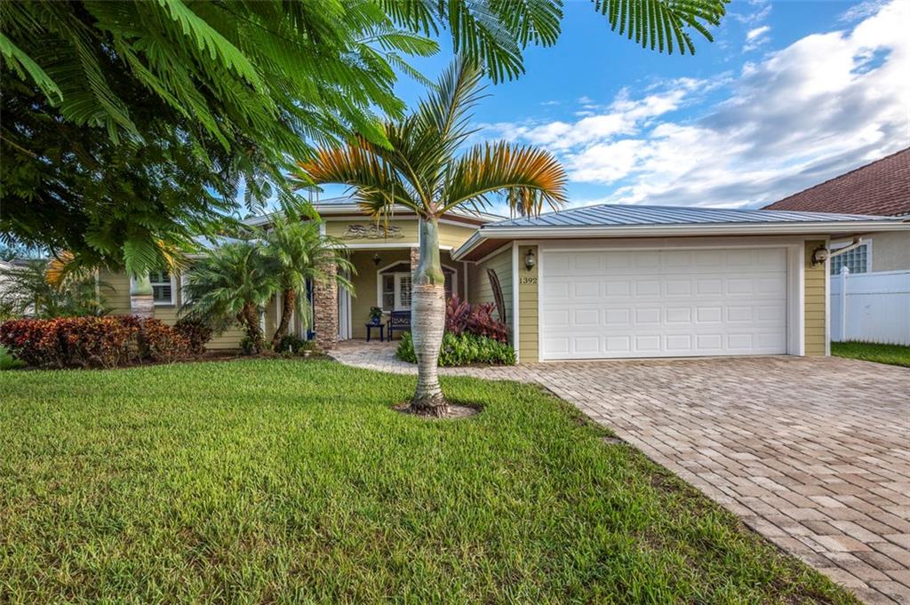 1392 Southwest Seahawk Way Palm City, FL 34990 - Photo 3 of 47