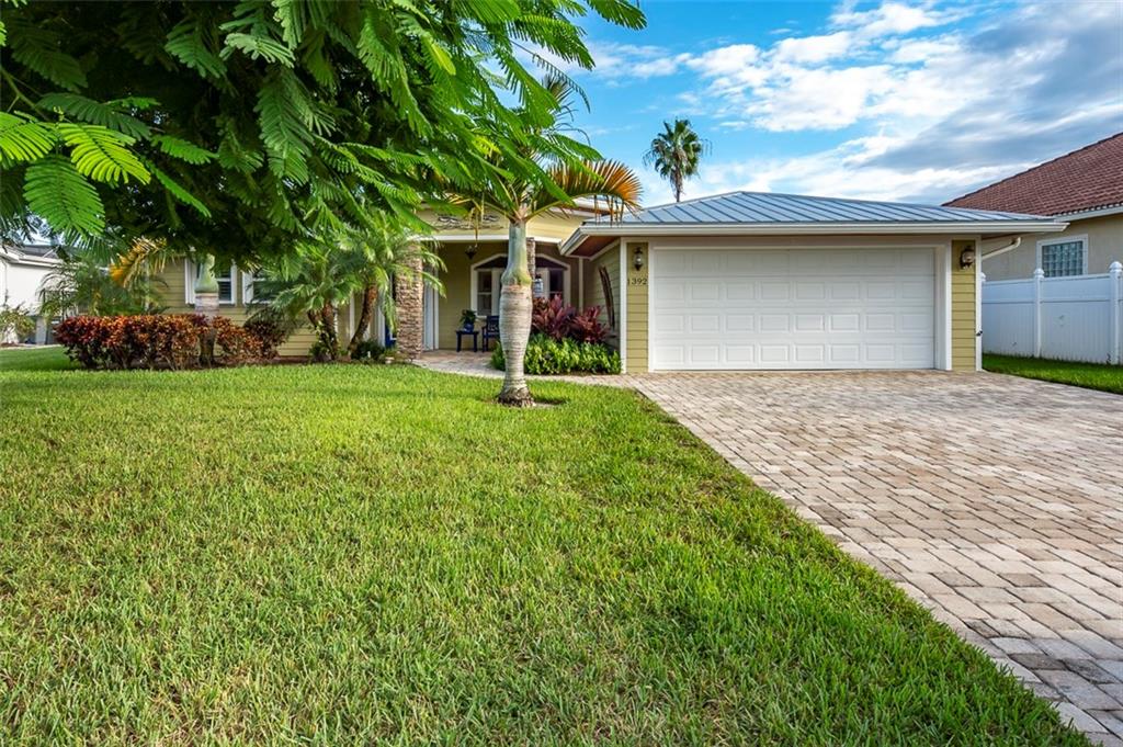 1392 Southwest Seahawk Way Palm City, FL 34990 - Photo 5 of 47