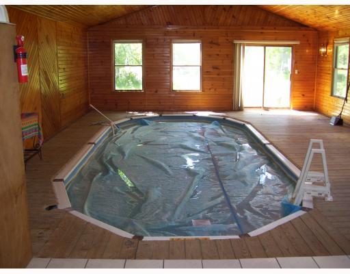 3705 North Balsiger Road Vandergrift, PA 15690 - Photo 2 of 5 Swimming Pool/Hot Tub/Sauna.